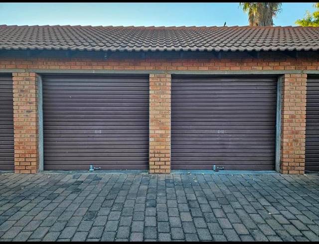 3 BEDROOM TOWNHOUSE FOR SALE IN ANNLIN